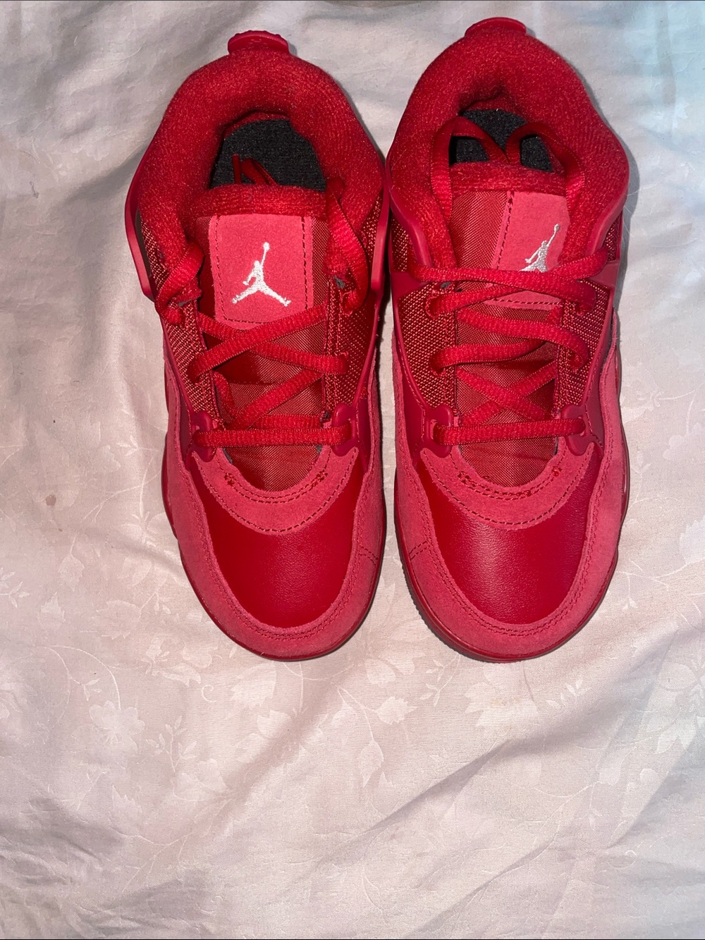 Jordan Kids Red Low-Top Jumpman Sneakers